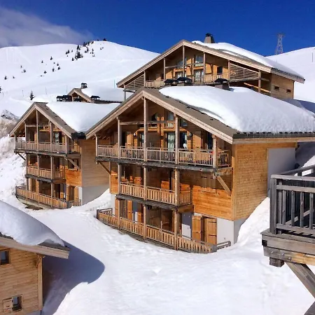 Authentic Located In The Le Grand Massif Area Araches-la-Frasse