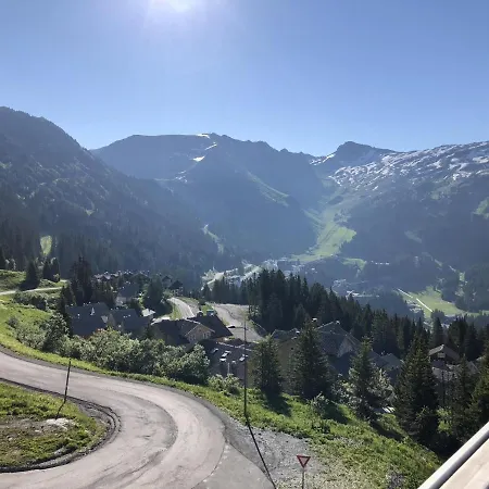 Authentic Located In The Le Grand Massif Area Apartment