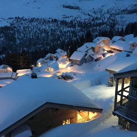 Authentic Located In The Le Grand Massif Area Apartment *